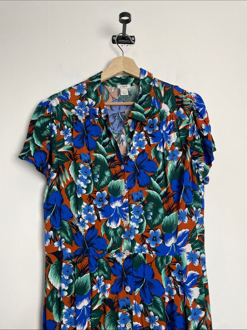 J Crew Factory Pleated Muliti Floral Tropical Button-Front Women's L Maxi Dress - Picture 3 of 7